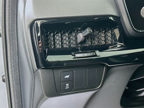 Used 2024 Honda CR-V EX-L image 10
