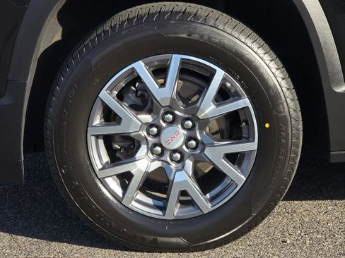 Used 2023 GMC Acadia SLT image 27