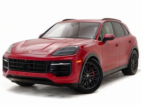 New 2026 Porsche Cayenne GTS image 1