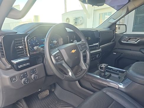 Used 2024 Chevrolet Silverado 1500 LTZ image 16