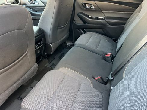 Used 2018 Chevrolet Traverse LS image 4