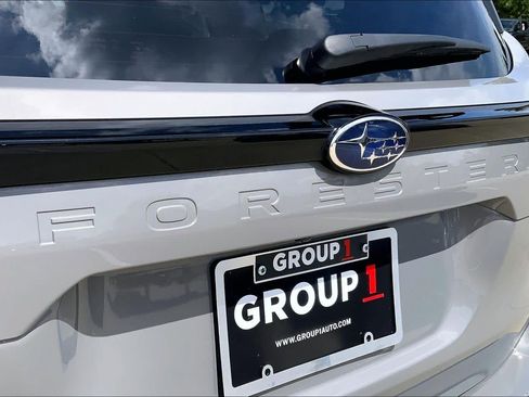 Used 2025 Subaru Forester Limited AWD/4WD image 32