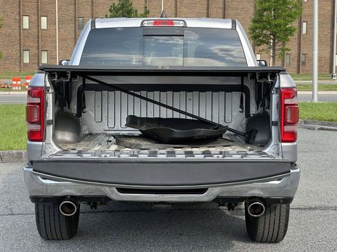 Used 2023 RAM 1500 Laramie AWD/4WD image 10