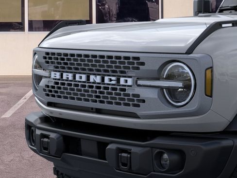 New 2026 Ford Bronco Badlands AWD/4WD image 44