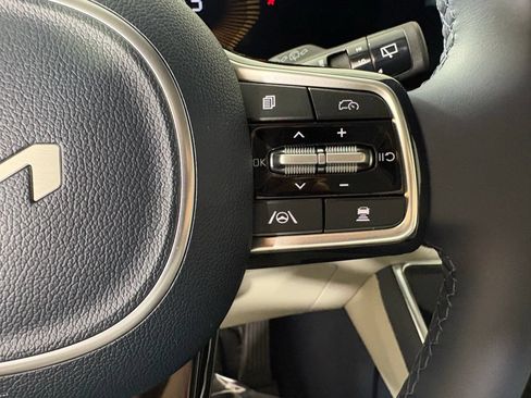 New 2026 Kia Carnival EX FWD image 24