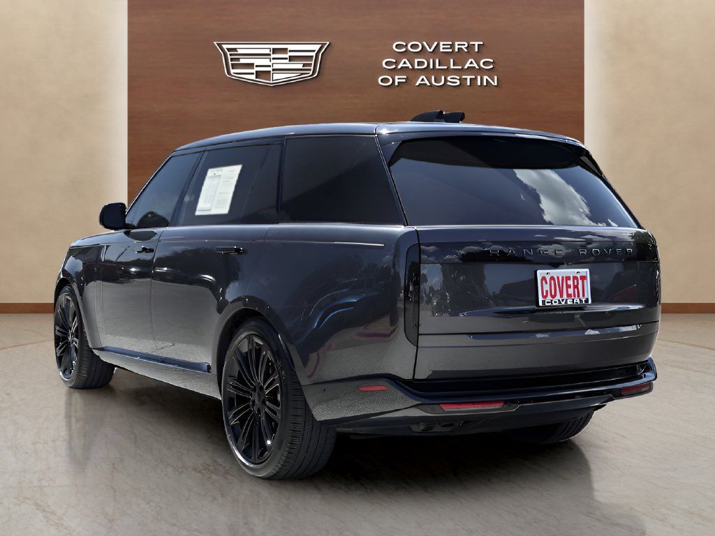 Used 2026 Land Rover Range Rover Long Wheelbase SE AWD/4WD image 3