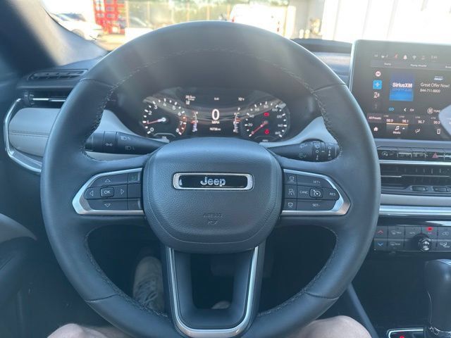 Used 2024 Jeep Compass Limited AWD/4WD image 15