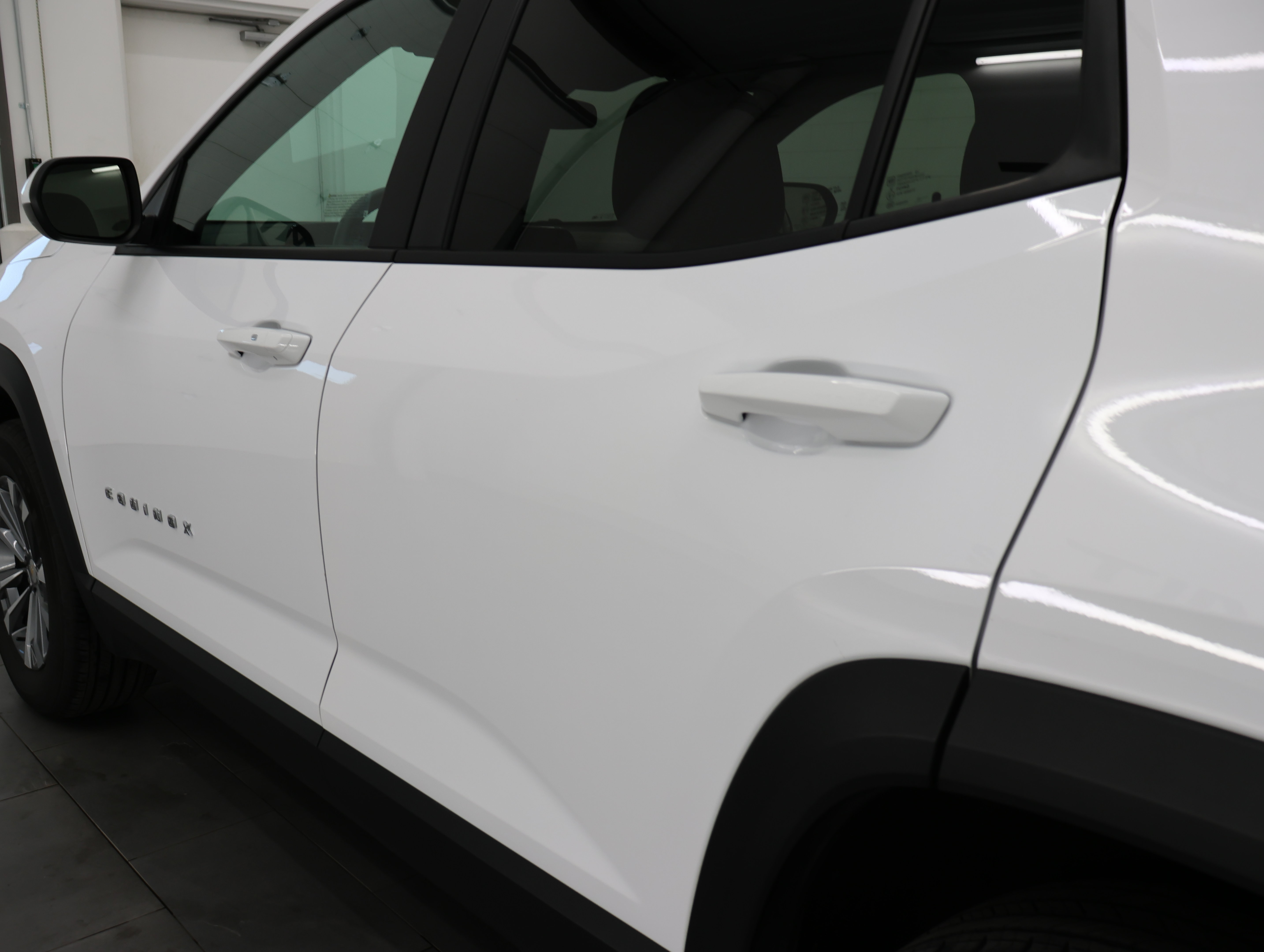 Used 2026 Chevrolet Equinox LT AWD/4WD image 28