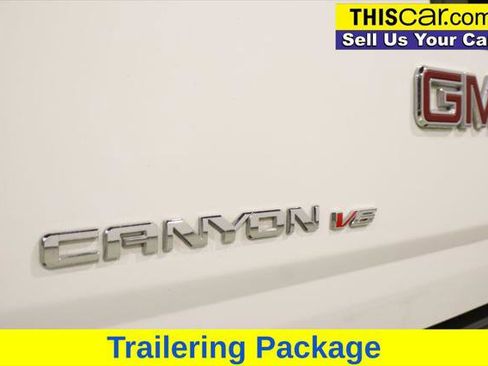 Used 2018 GMC Canyon SLE w/ SLE Convenience Package image 12