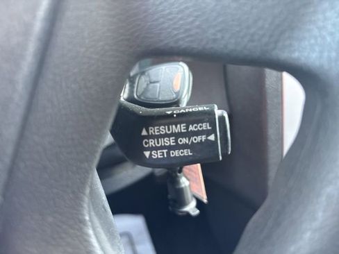 Used 2009 Dodge Caliber SXT FWD image 28