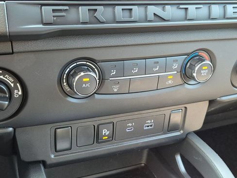 Used 2025 Nissan Frontier S w/ S Utility Package AWD/4WD image 18