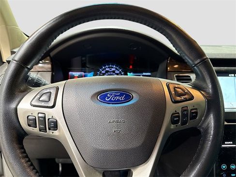 Used 2019 Ford Flex Limited image 11