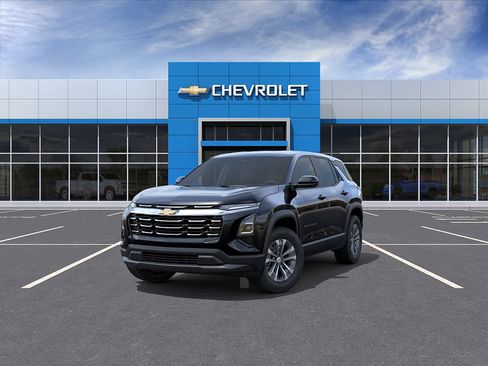 New 2026 Chevrolet Equinox LT w/ Convenience Package II AWD/4WD image 8