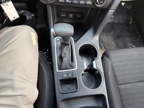 Used 2020 Kia Sportage LX w/ LX Popular Package image 31