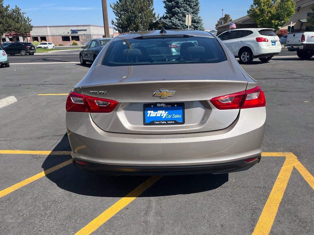 Used 2022 Chevrolet Malibu LS w/ LPO, Convenience Package 1 FWD image 4