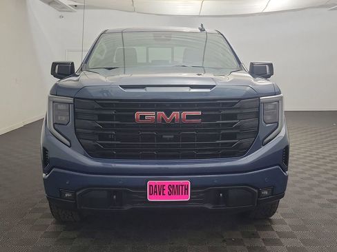 Used 2026 GMC Sierra 1500 Elevation w/ Preferred Package AWD/4WD image 6