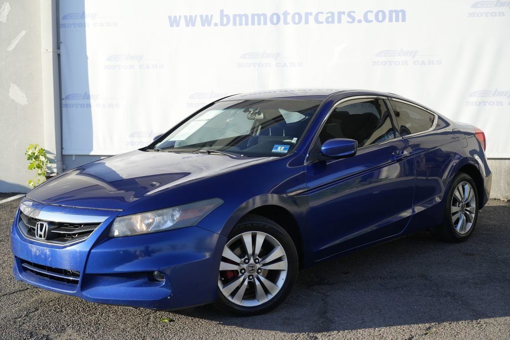 Used 2011 Honda Accord LX-S image 2