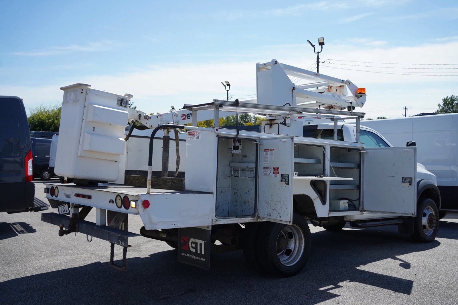 Used 2015 RAM 5500 Tradesman w/ Cold Weather Group AWD/4WD image 13