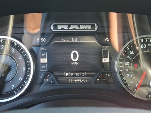 Used 2022 RAM 1500 Big Horn AWD/4WD image 18