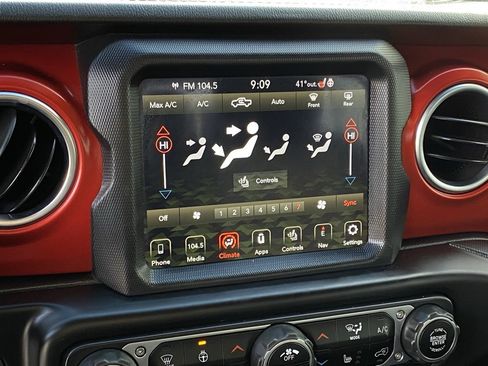 Used 2020 Jeep Gladiator Rubicon image 17