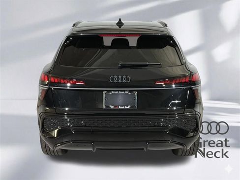 New 2026 Audi Q3 quattro 2.0T image 21