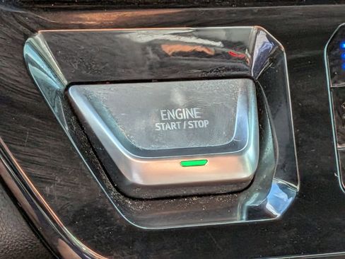 Used 2022 GMC Sierra 1500 AT4 image 31