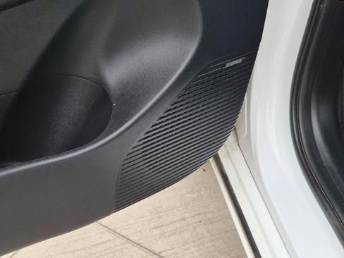 Certified 2024 Hyundai Kona Limited FWD image 15