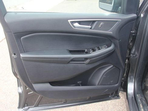 Used 2020 Ford Edge SEL w/ Convenience Package AWD/4WD image 29