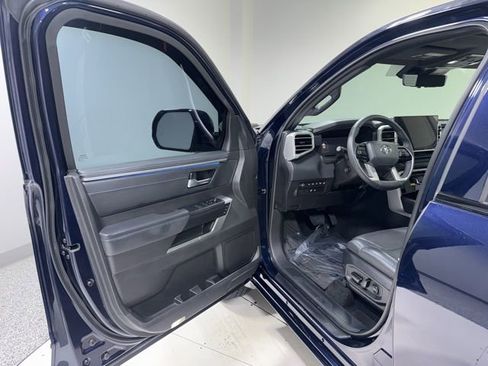 Used 2024 Toyota Tundra Platinum image 11