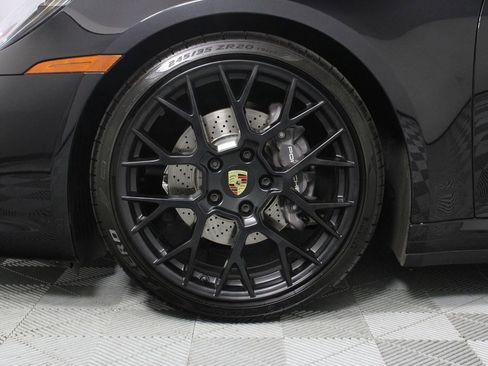Certified 2024 Porsche 911 Carrera RWD image 30
