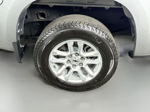 Used 2025 Chevrolet Silverado 1500 RST w/ Convenience Package II AWD/4WD image 34