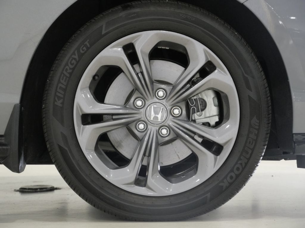 Used 2025 Honda Accord EX-L image 10