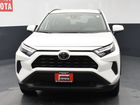 Used 2025 Toyota RAV4 XLE AWD/4WD image 7