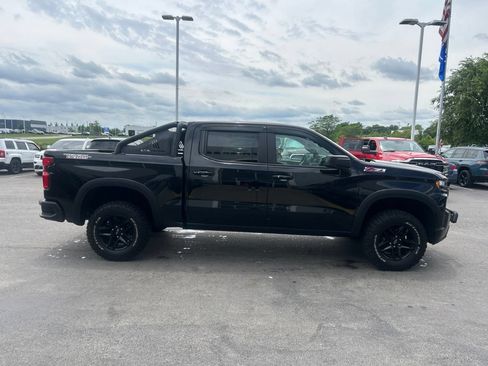 Used 2019 Chevrolet Silverado 1500 LT Trail Boss AWD/4WD image 2