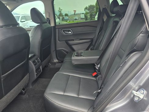 Used 2021 Nissan Rogue SL image 30