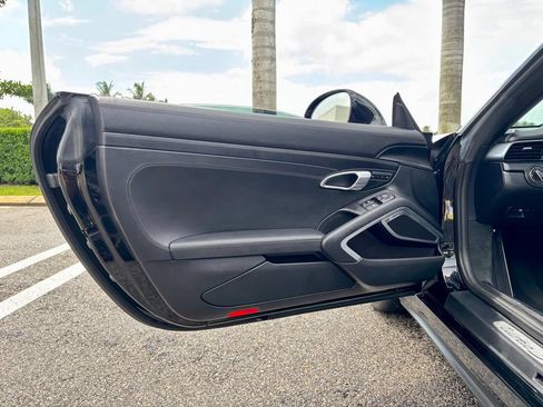 Used 2017 Porsche 911 Turbo AWD/4WD image 19