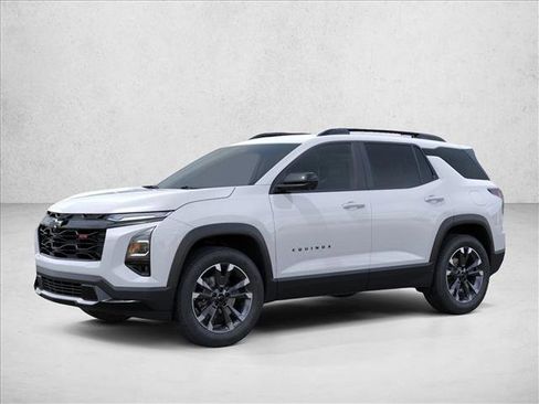 New 2026 Chevrolet Equinox RS w/ Convenience Package III FWD image 3