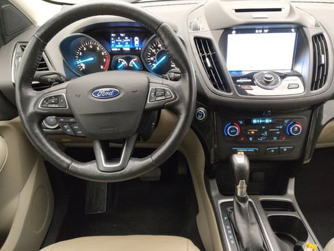 Used 2017 Ford Escape Titanium image 22