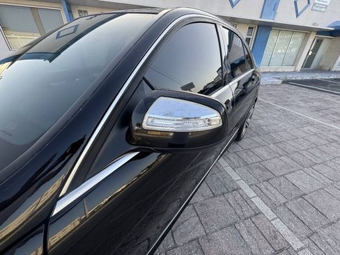 Used 2009 Mercedes-Benz C 300 Sedan image 13
