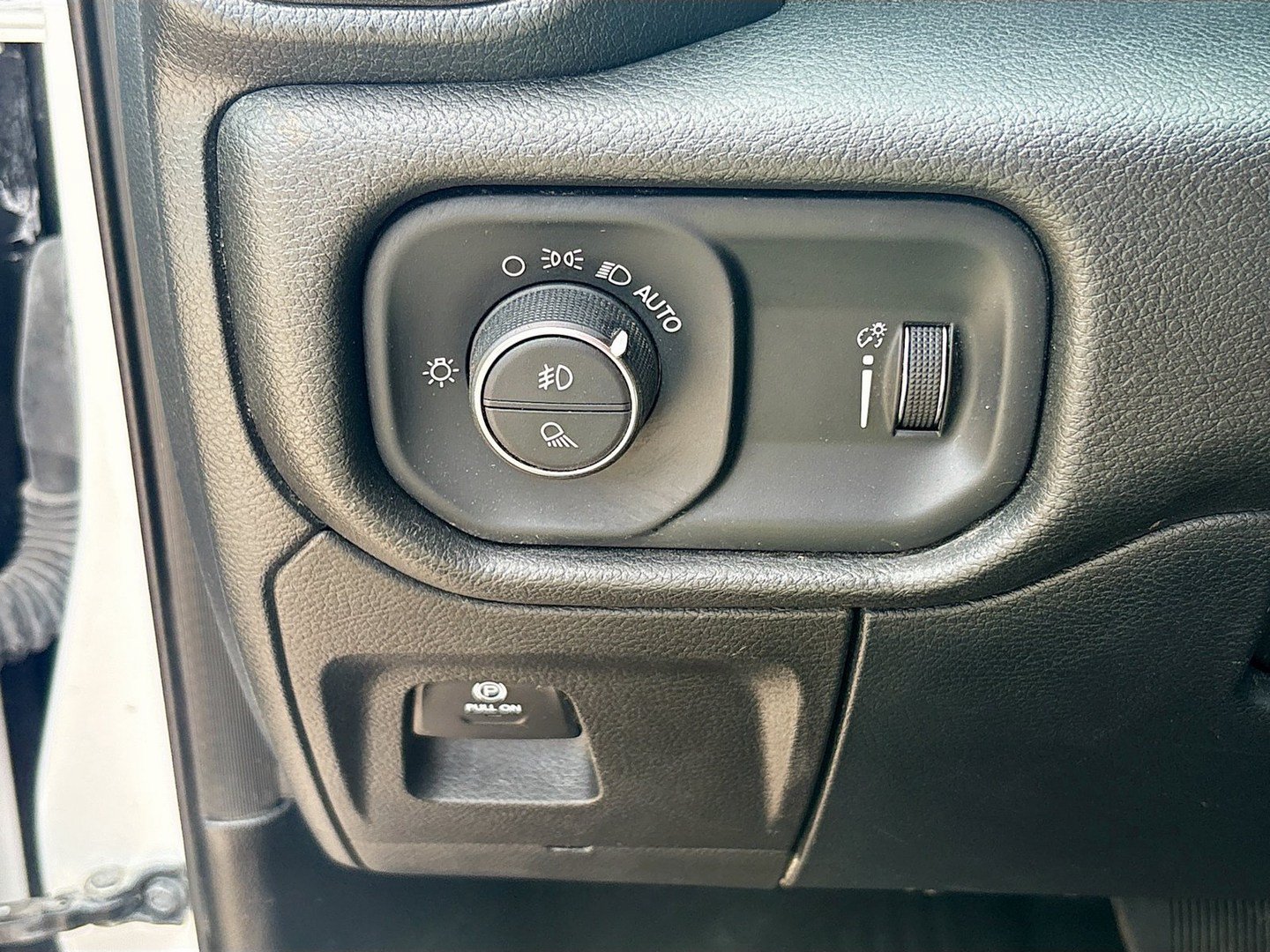 Used 2022 RAM 1500 Tradesman AWD/4WD image 10