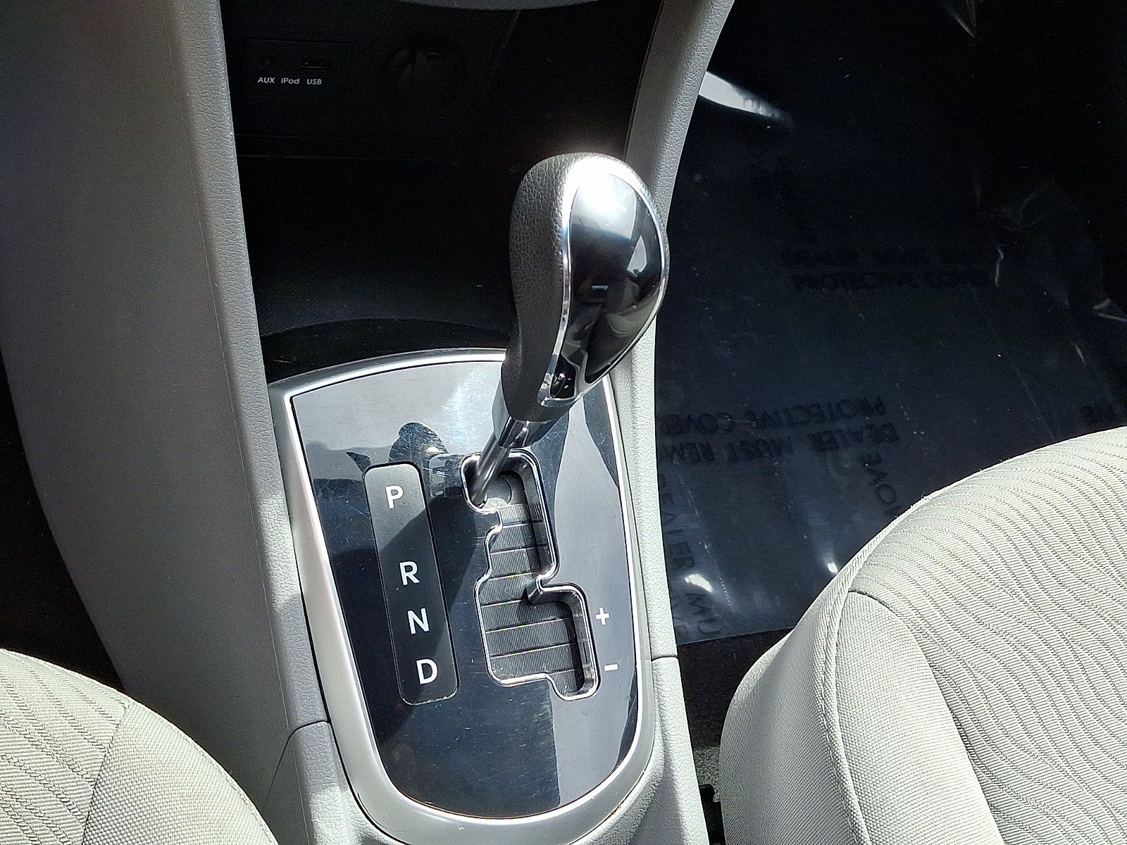 Used 2013 Hyundai Accent GLS w/ Premium Pkg FWD image 17
