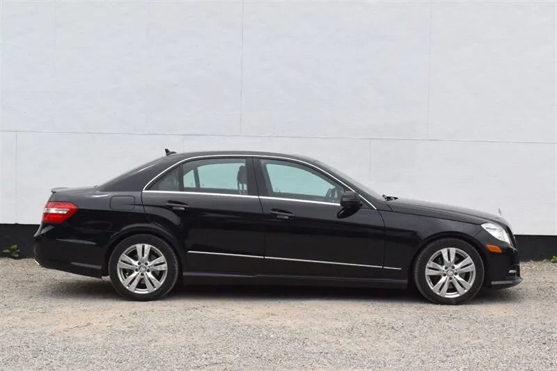 Used 2013 Mercedes-Benz E 350 BlueTEC Sedan image 6