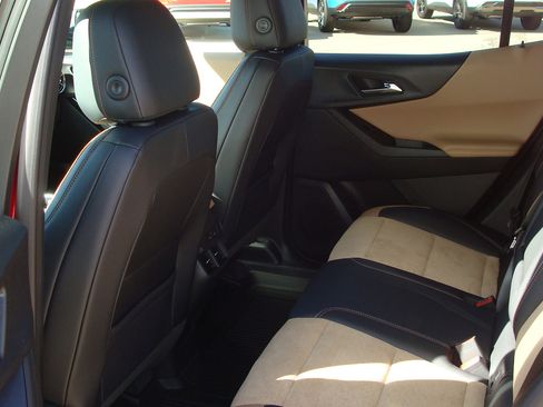 New 2026 Chevrolet Equinox ACTIV w/ Convenience Package III AWD/4WD image 7