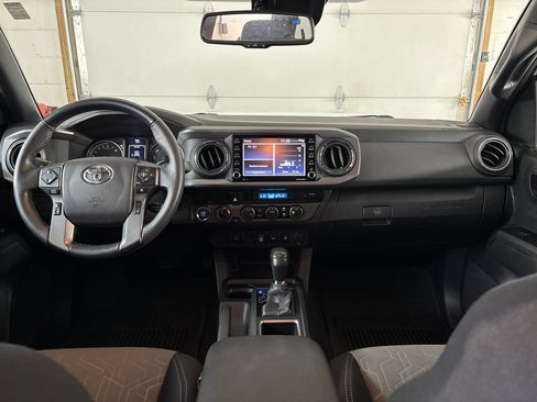 Used 2023 Toyota Tacoma TRD Off-Road AWD/4WD image 18