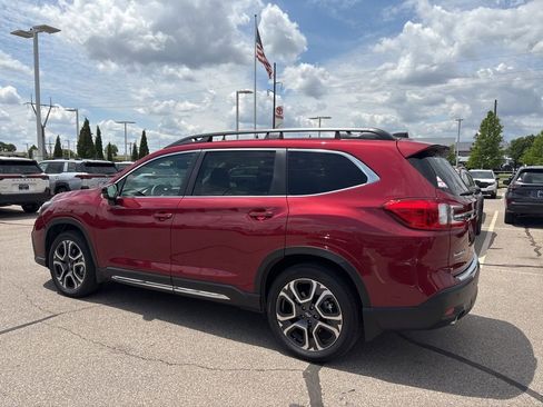 Used 2025 Subaru Ascent Limited AWD/4WD image 6