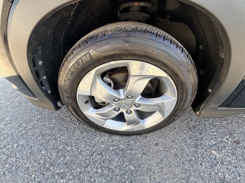 Used 2019 Honda HR-V LX image 52