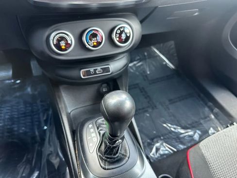 Used 2016 FIAT 500X Easy image 13