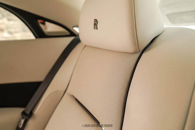Used 2017 Rolls-Royce Wraith RWD image 32