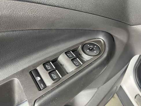 Used 2019 Ford Escape Titanium image 19