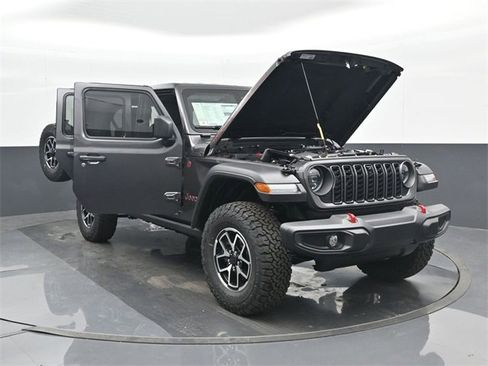 Used 2024 Jeep Wrangler Unlimited Rubicon w/ Technology Group image 45